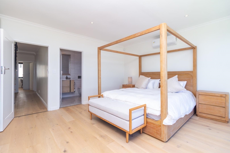 4 Bedroom Property for Sale in Camps Bay Western Cape